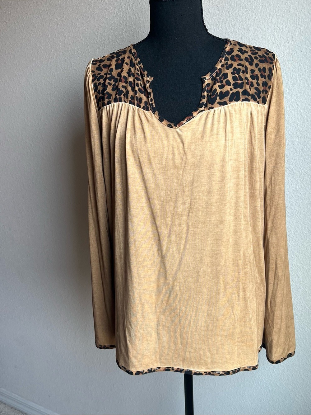 Cowgirl Hardware Women's Camel Long-Sleeve Top with Leopard Yoke Festival Rodeo
